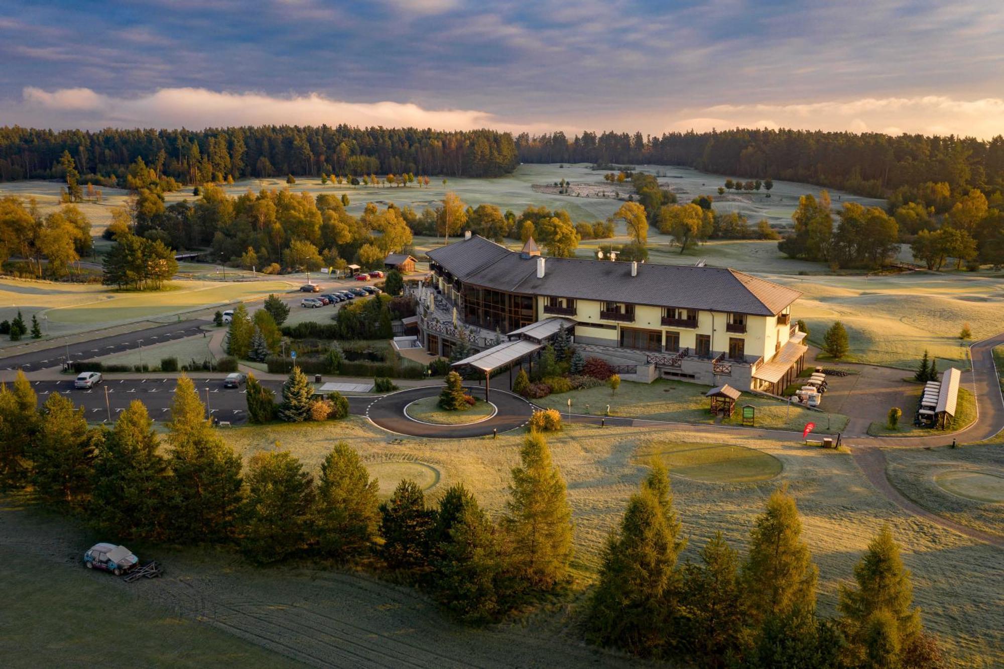 Hotel International Vel'ka Lomnica Buitenkant foto